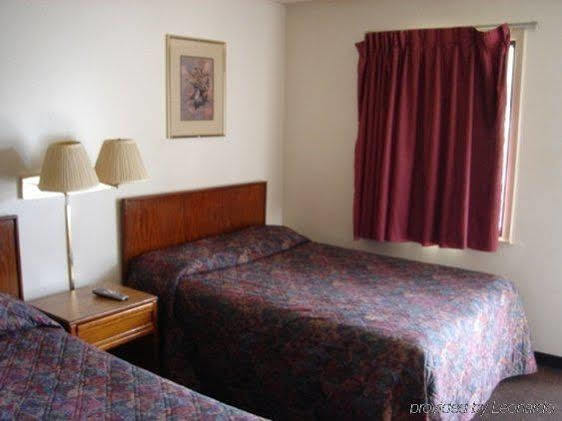 Whitehouse Motel Richmond South Bellwood Esterno foto